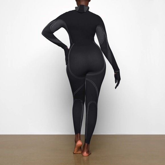 ❄️Skims First Layers Legging❄️ - Picture 7 of 8